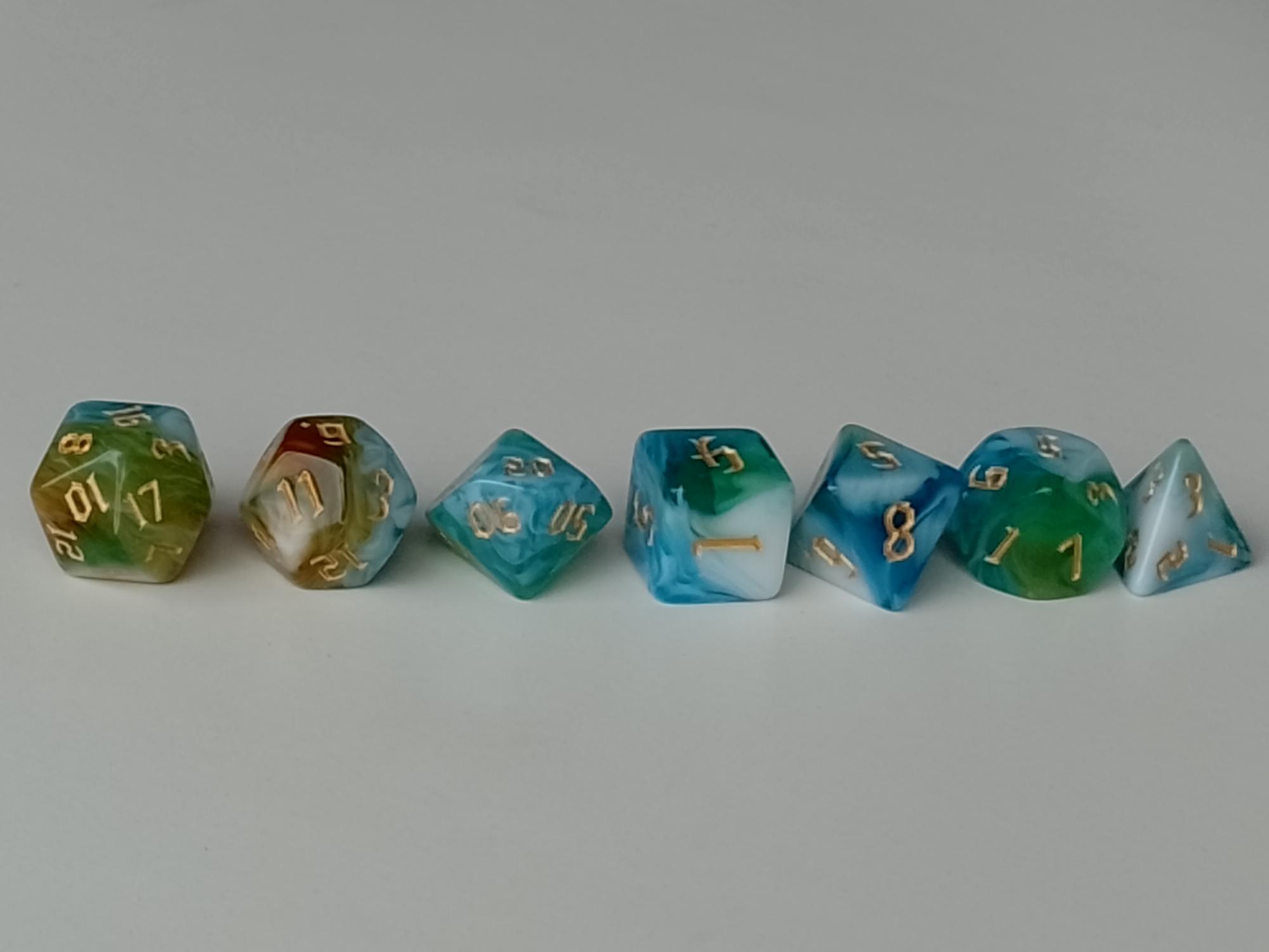 RPG Dice set (7) gemarmerd in mint/lime/blauw