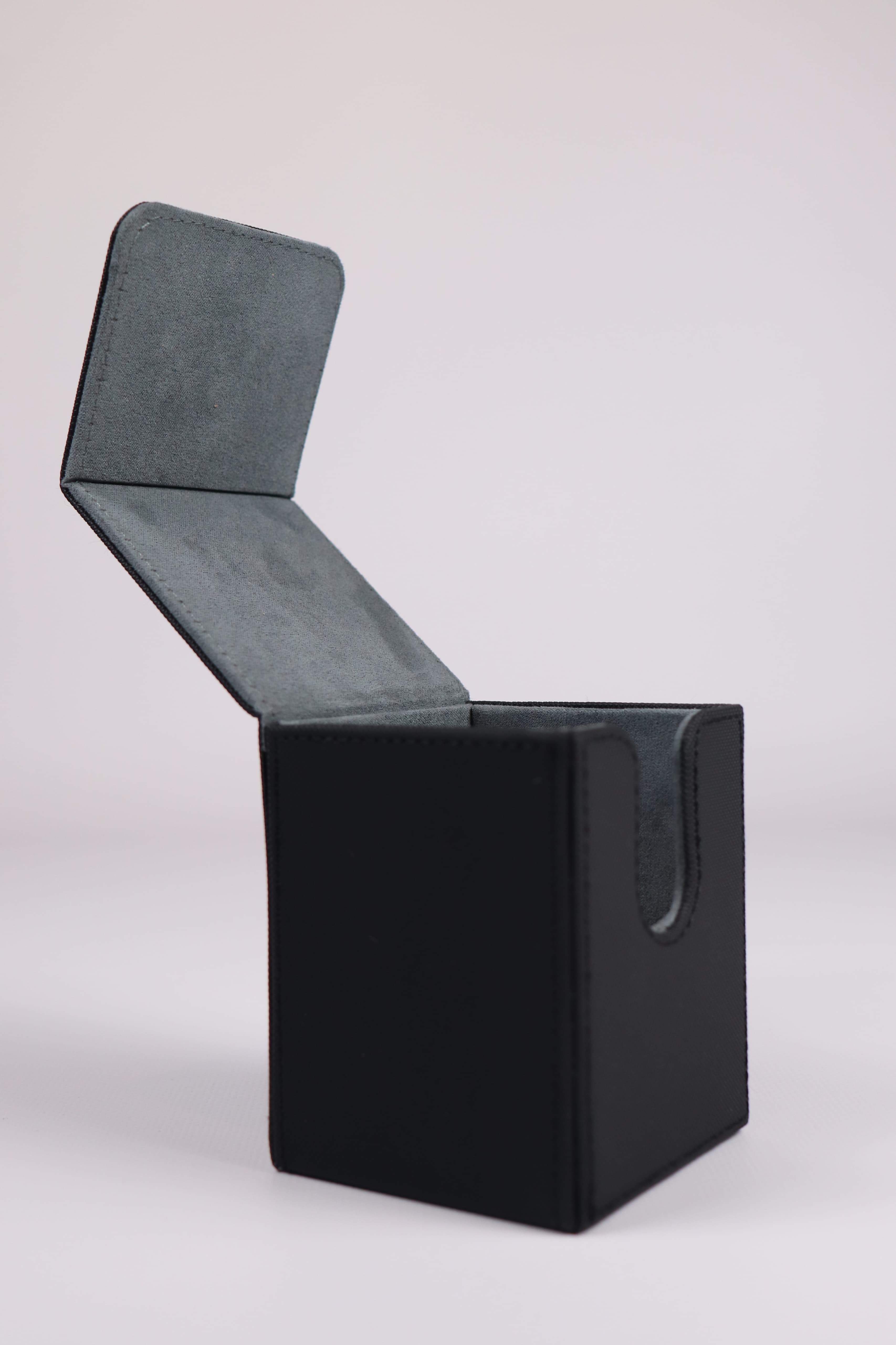 Spellenhuis Deck Box 100+ Black