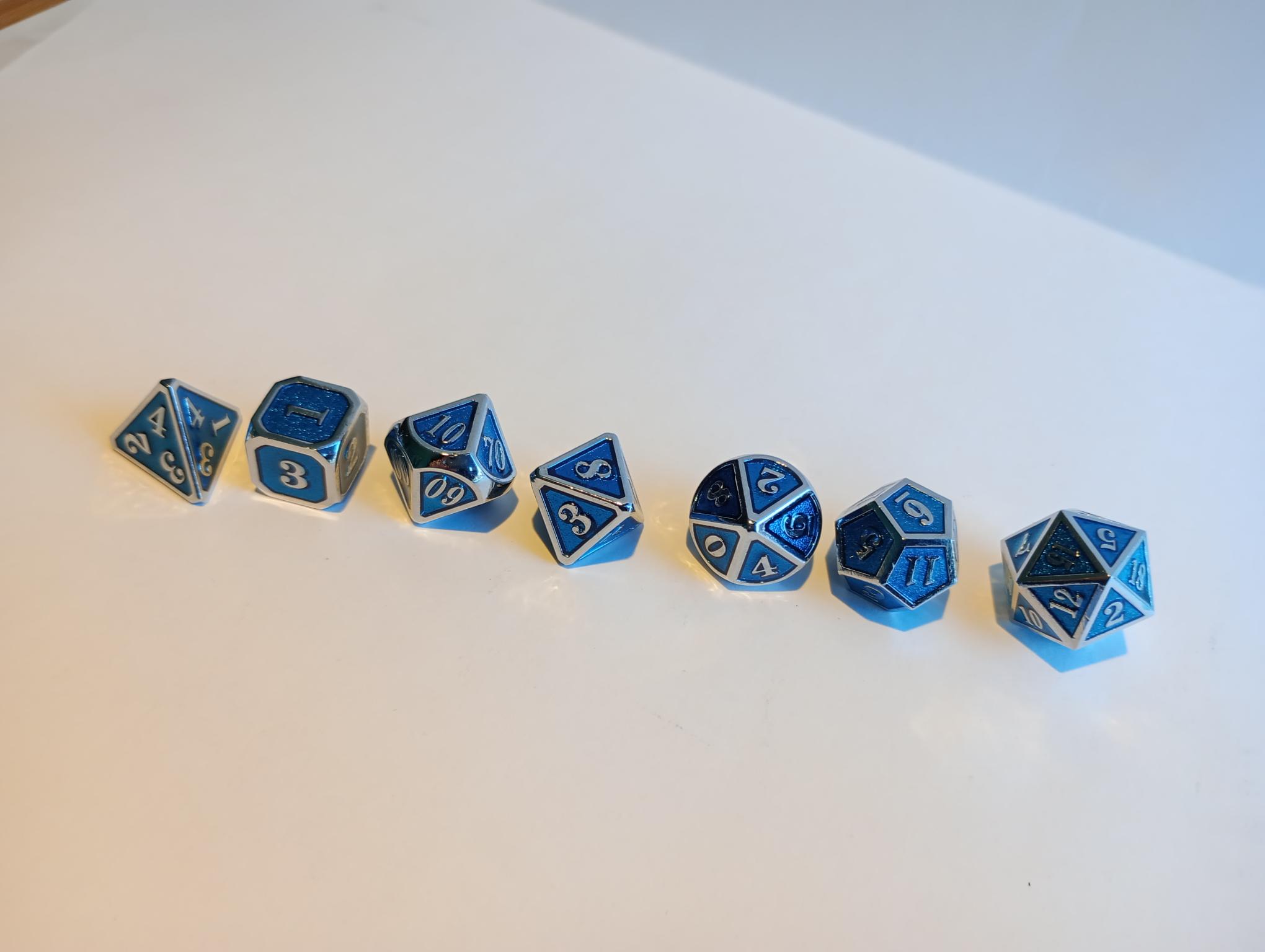 RPG Dice set (7) Mini Metal Blauw Zilver RPG Dice set (7) Mini Metal Blauw Zilver