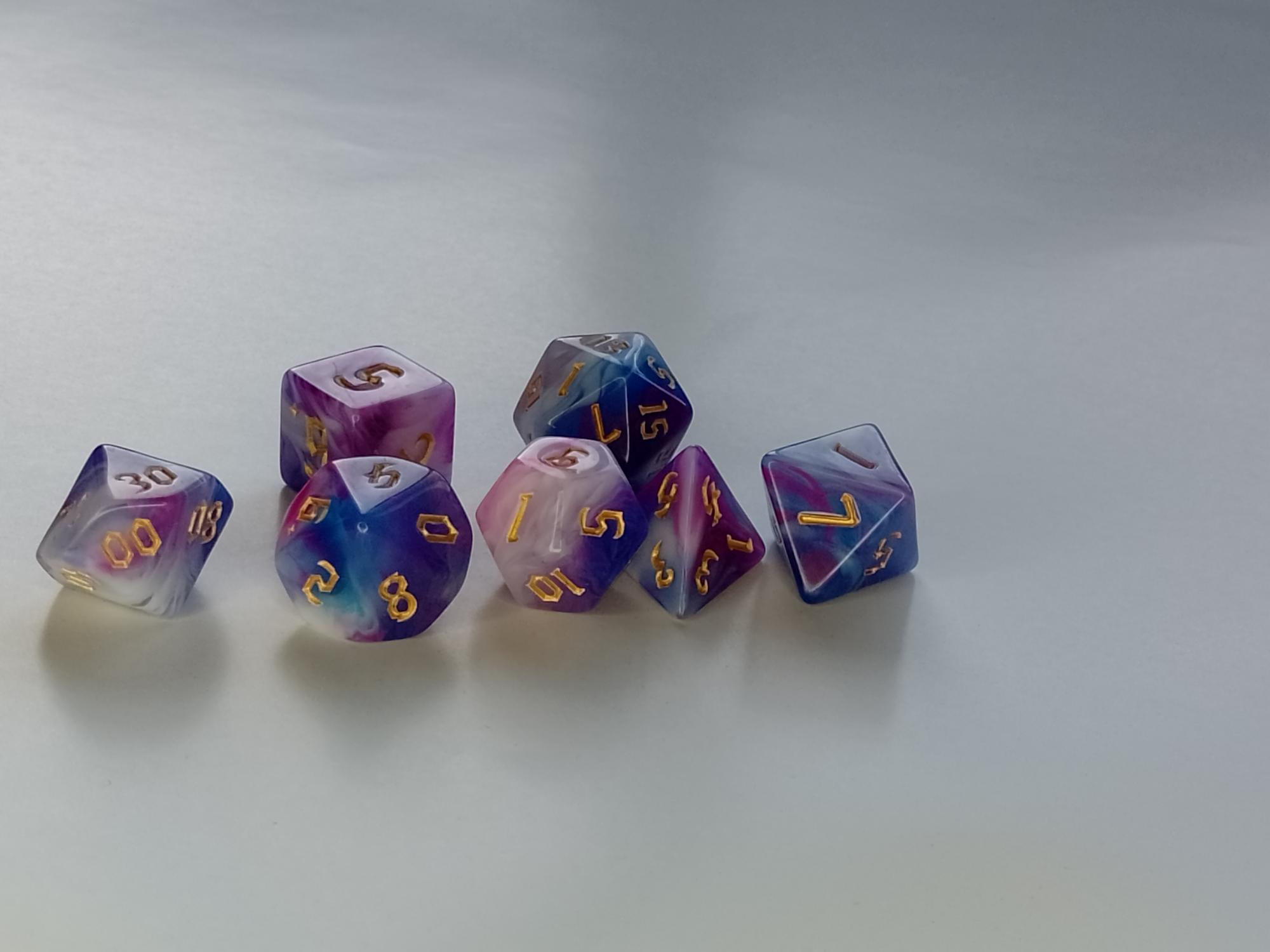  RPG Dice set (7) gemarmerd in roze/blauw/paars