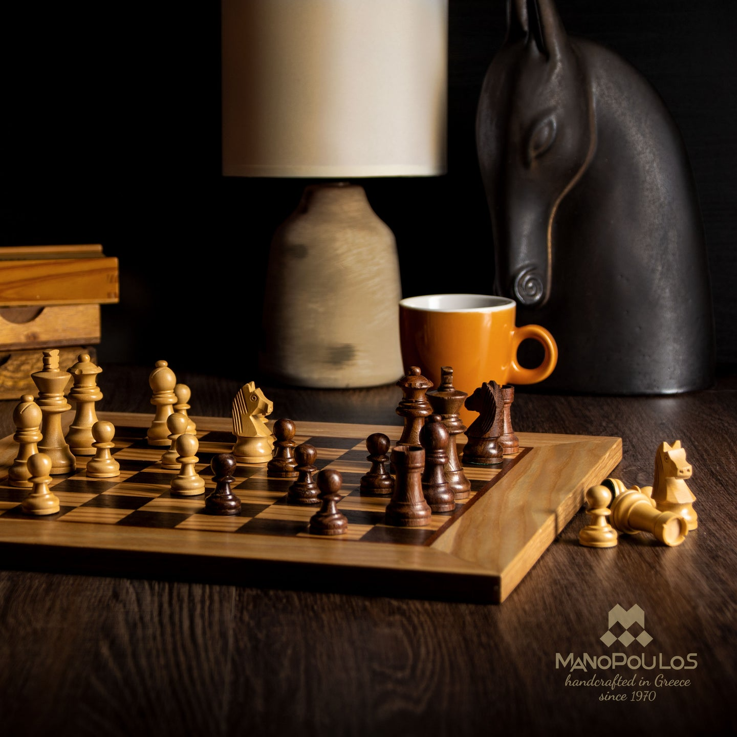 OLIVE BURL Chess set 40x40cm (Medium) with Staunton Chessmen 7,7cm Koning